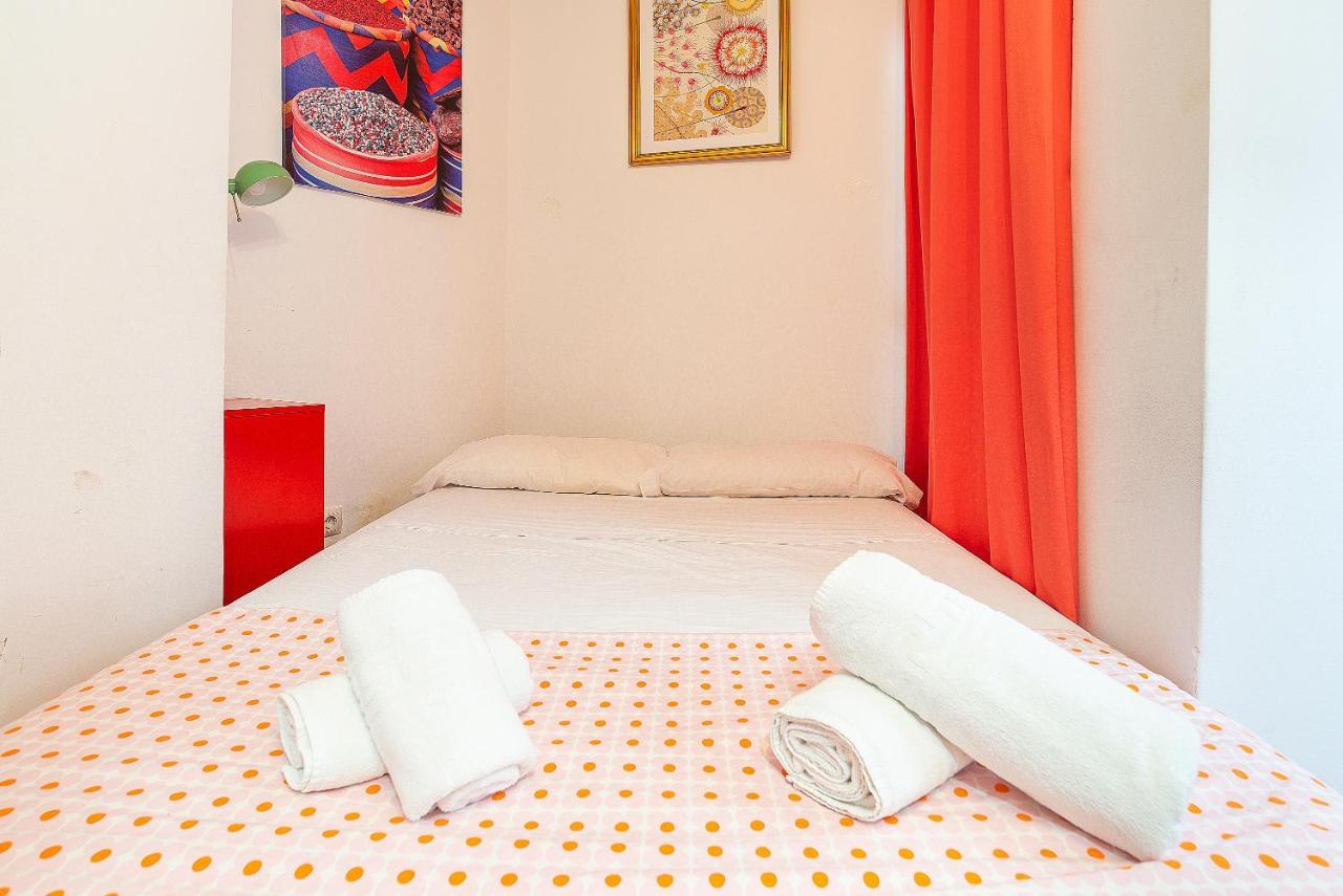 Soho Rooms Citycenter, Young People Only Malaga Bagian luar foto