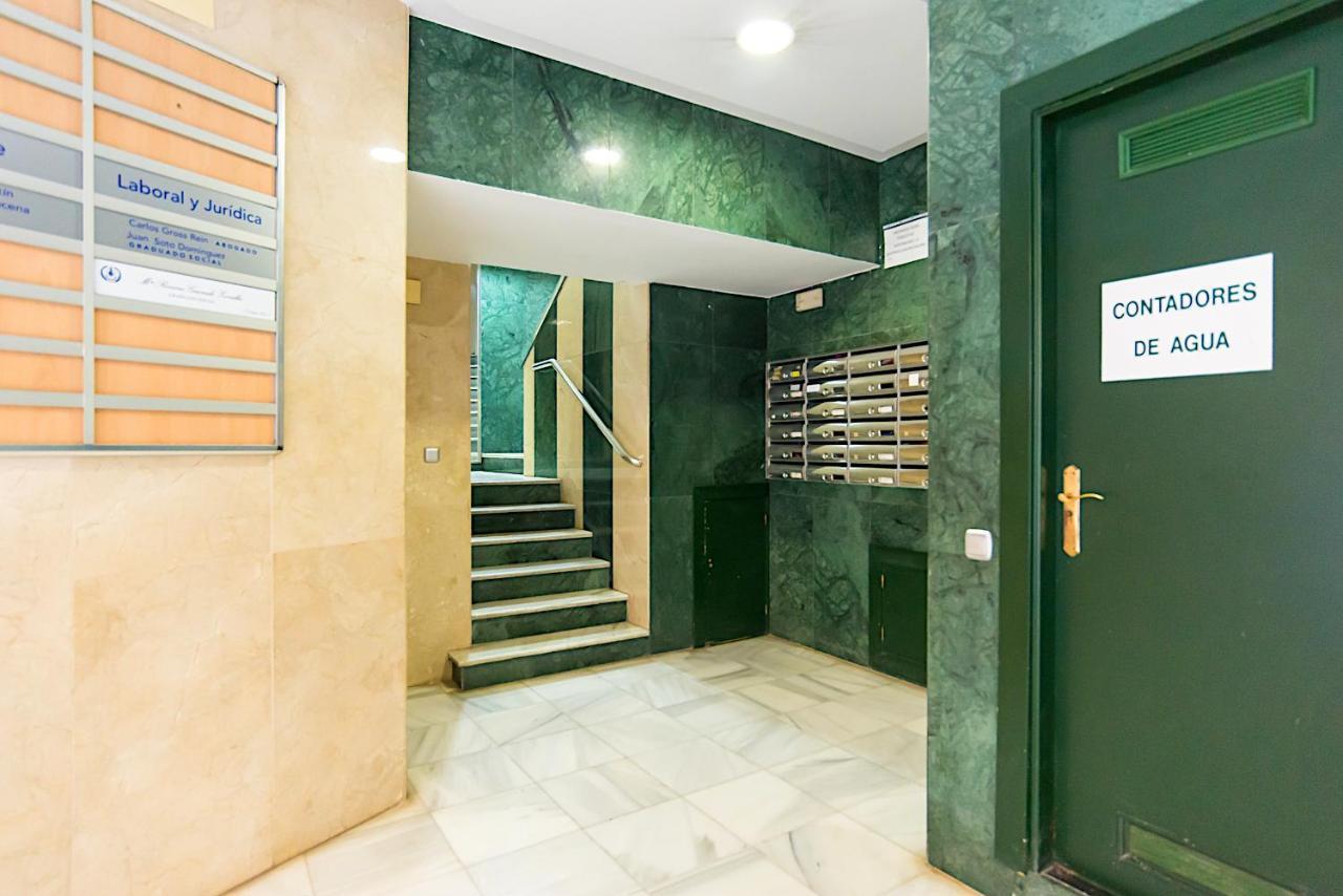 Soho Rooms Citycenter, Young People Only Malaga Bagian luar foto